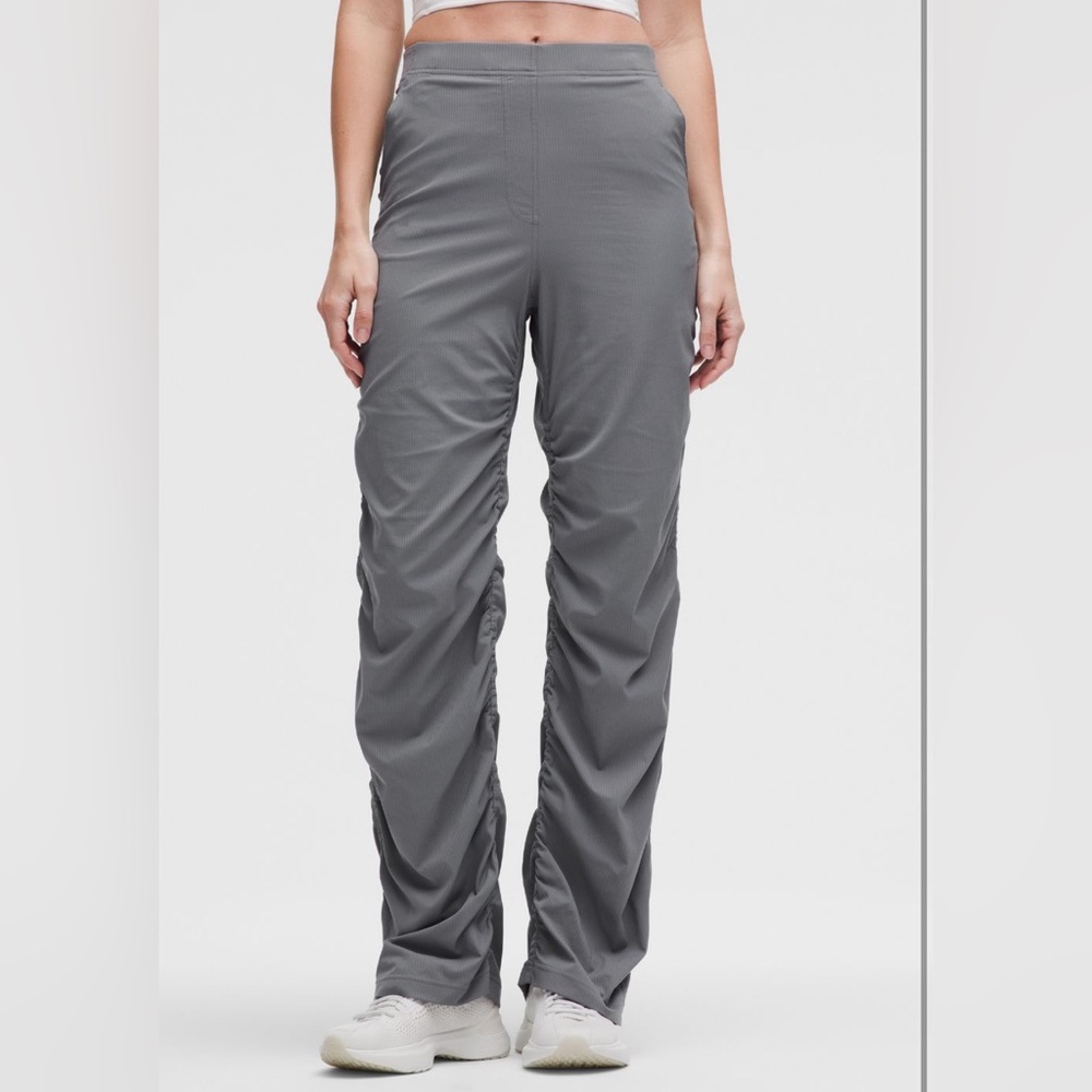 NWT Lululemon Dance Studio Slim-fit HR  Flared Pant